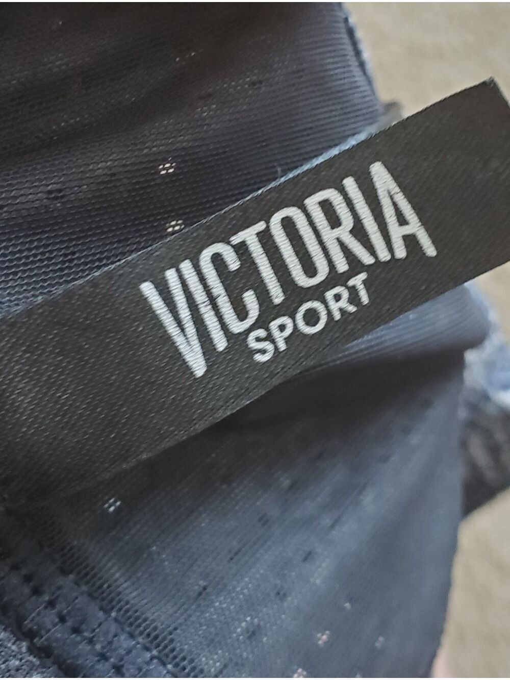 Victoria's Secret Lightweight Sports Bra Black Gray Women's Size 36D - Picture 5 of 7